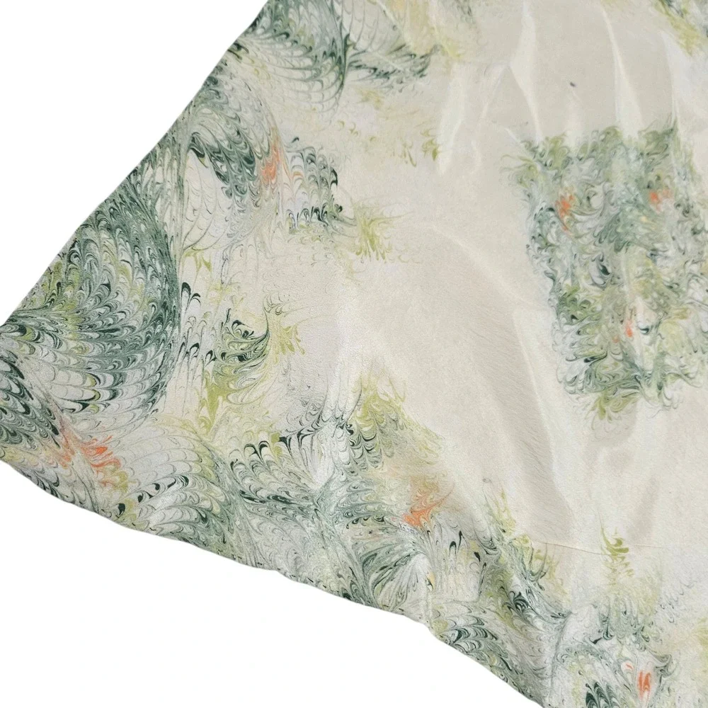 Vintage 60s 70s Green‎ Ivory Marbled Feathered Square Scarf 16.75 in Grandma